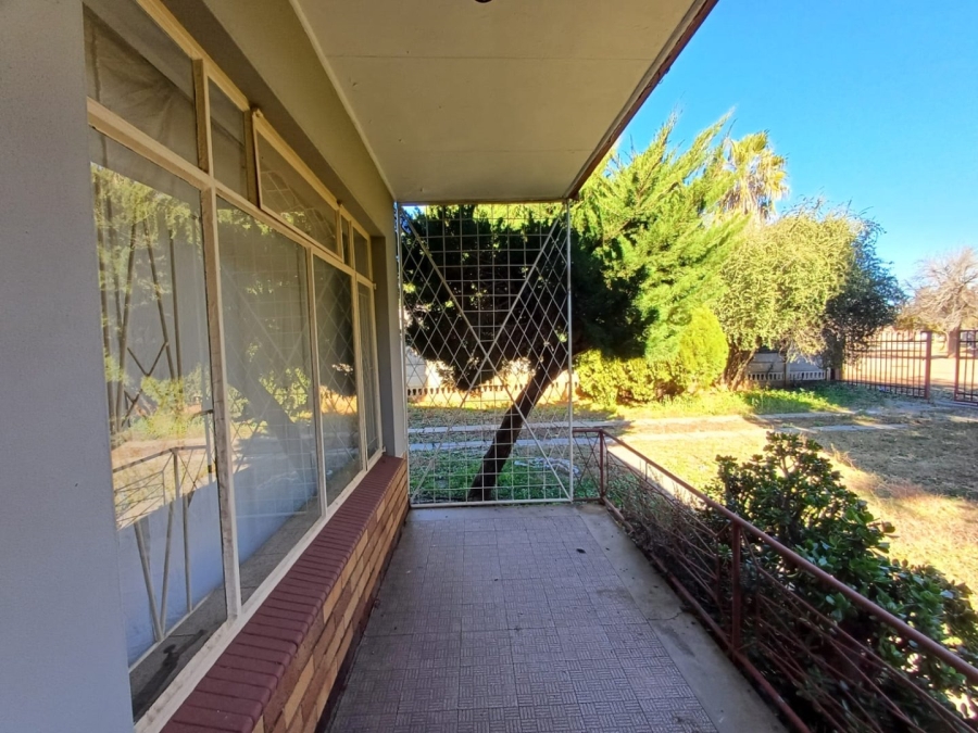 3 Bedroom Property for Sale in Roosheuwel North West